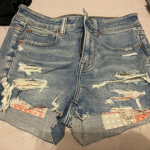 High rise shortie American eagle jeans size 6